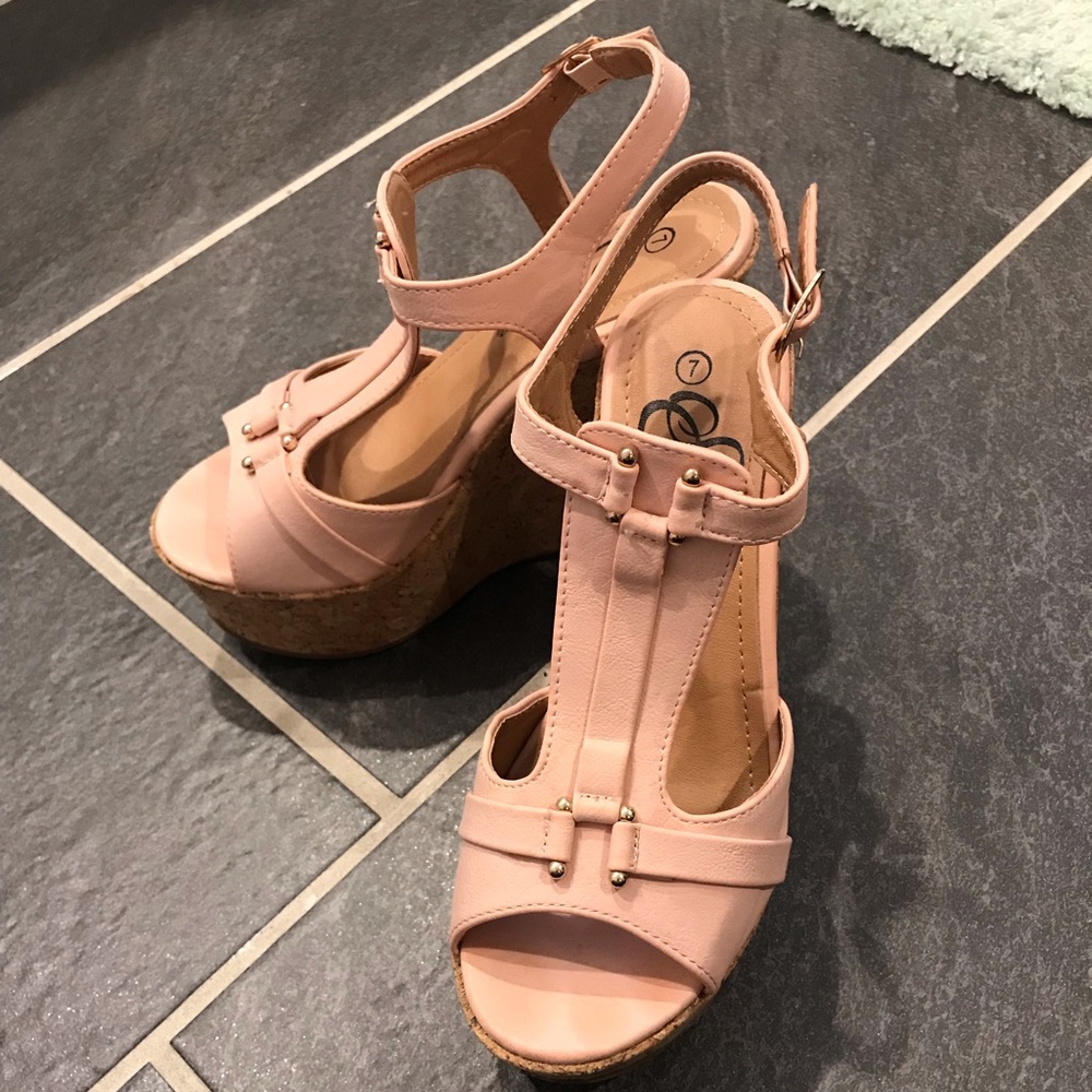 Light Pink wedges